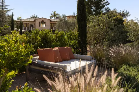 Exterior - 3091 Hidden Valley Ln, Montecito, CA 93108 photo 9 of 22