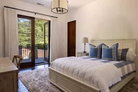 Bedroom - 3091 Hidden Valley Ln, Montecito, CA 93108 photo 3 of 7