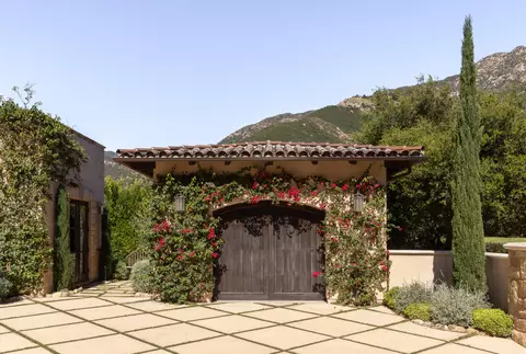 Exterior - 3091 Hidden Valley Ln, Montecito, CA 93108 photo 7 of 22