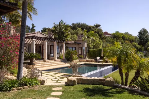 Exterior - 3091 Hidden Valley Ln, Montecito, CA 93108 photo 4 of 22