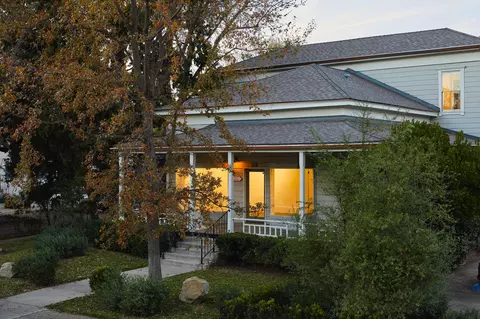 Exterior - 310 E Matilija St, Ojai, CA 93023 photo 6 of 7