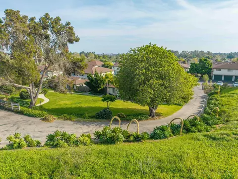 View/Area - 319 Northgate Dr #A, Goleta, CA 93117 photo 4 of 17