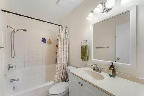 Bath - 319 Northgate Dr #A, Goleta, CA 93117 photo 2 of 2