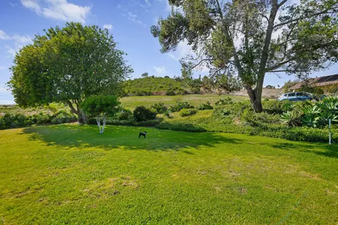 Exterior - 313 Northgate Dr #D, Goleta, CA 93117 photo 5 of 7
