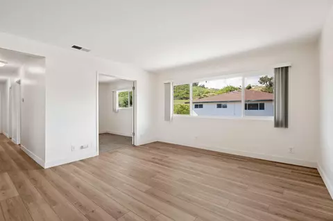Living - 313 Northgate Dr #D, Goleta, CA 93117 photo 4 of 5