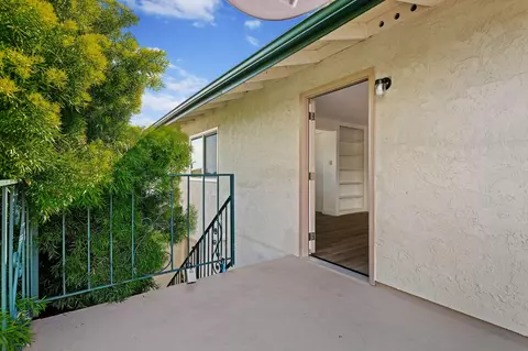 Exterior - 313 Northgate Dr #D, Goleta, CA 93117 photo 3 of 7