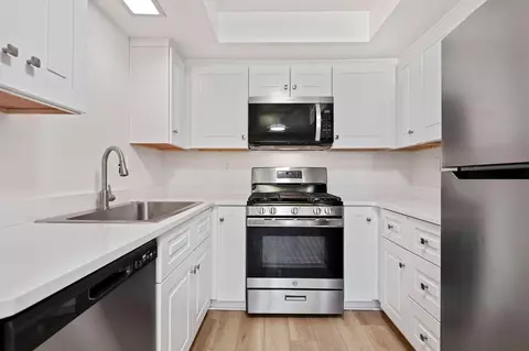 313 Northgate Dr #D, Goleta, CA 93117