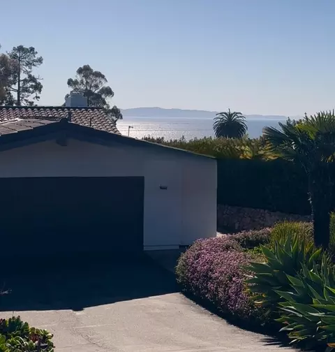 121 Summit Ln, Santa Barbara, CA 93108