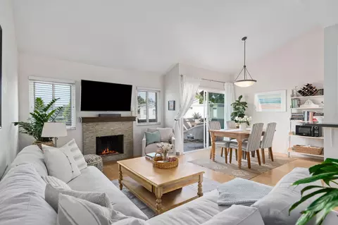1280 Seacliff Ct UNIT 2, Ventura, CA 93003
