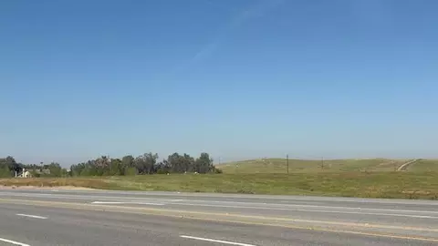 5901 Comanche Dr, Bakersfield, CA 93306 photo 9