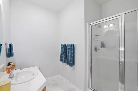 Bath - 521 Y Pl, Lompoc, CA 93436 photo 7 of 7