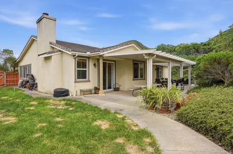 Exterior - 521 Y Pl, Lompoc, CA 93436 photo 9 of 11