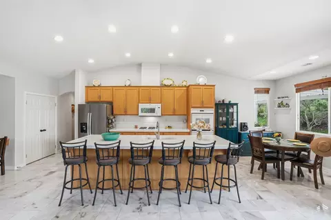 Kitchen - 521 Y Pl, Lompoc, CA 93436 photo 2 of 3
