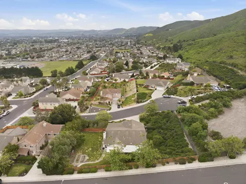 View/Area - 521 Y Pl, Lompoc, CA 93436 photo 7 of 11
