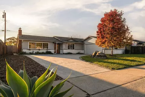 6269 Shamrock Ave, Goleta, CA 93117