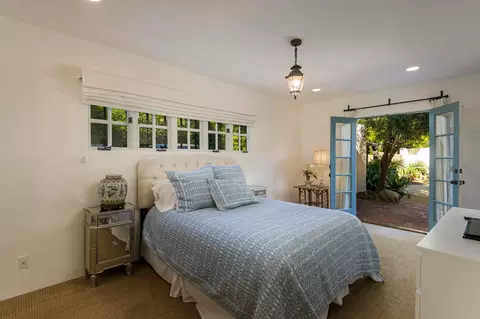 Bedroom - 549 Hot Springs Rd, Montecito, CA 93108 photo 3 of 6