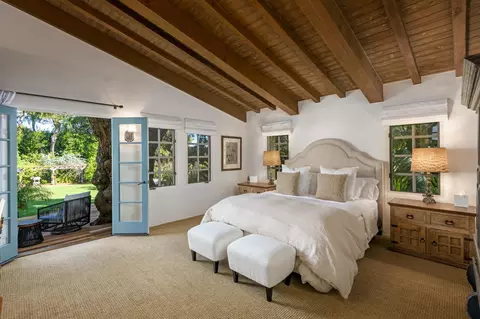 Bedroom - 549 Hot Springs Rd, Montecito, CA 93108 photo 1 of 6