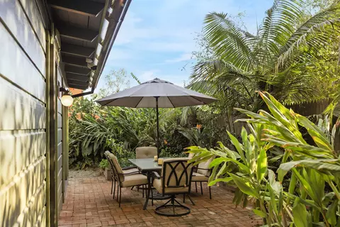 Exterior - 549 Hot Springs Rd, Montecito, CA 93108 photo 8 of 10