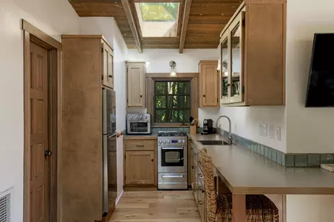 Kitchen - 549 Hot Springs Rd, Montecito, CA 93108 photo 2 of 2
