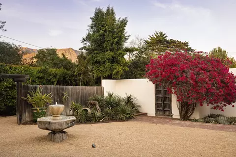 Exterior - 549 Hot Springs Rd, Montecito, CA 93108 photo 2 of 10