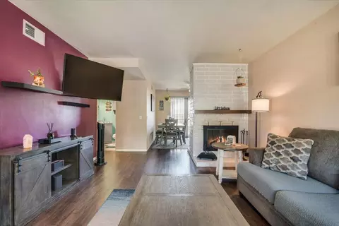 Living - 1601 Barrington Ct, Lompoc, CA 93436 photo 1 of 4