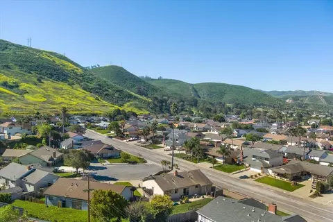 View/Area - 1601 Barrington Ct, Lompoc, CA 93436 photo 5 of 6