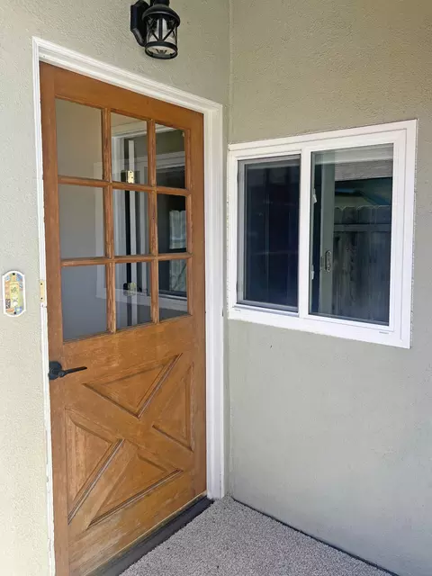 Entry Way - 4873 Rhoads Ave, Goleta, CA 93111 photo 1 of 1