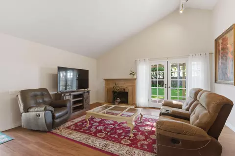 Living - 4436 Mesa Ln, Carpinteria, CA 93013 photo 1 of 2