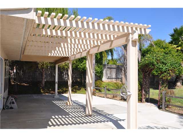 599 Shadow Tree Dr, Oceanside, CA 92058 photo 6