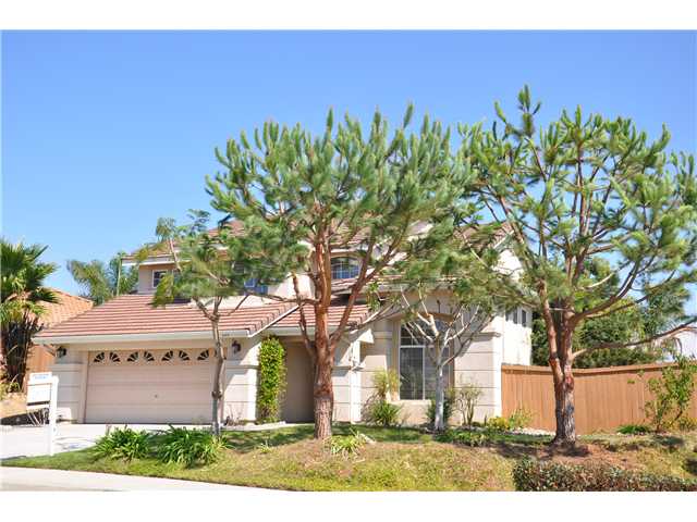 599 Shadow Tree Dr, Oceanside, CA 92058 photo 2
