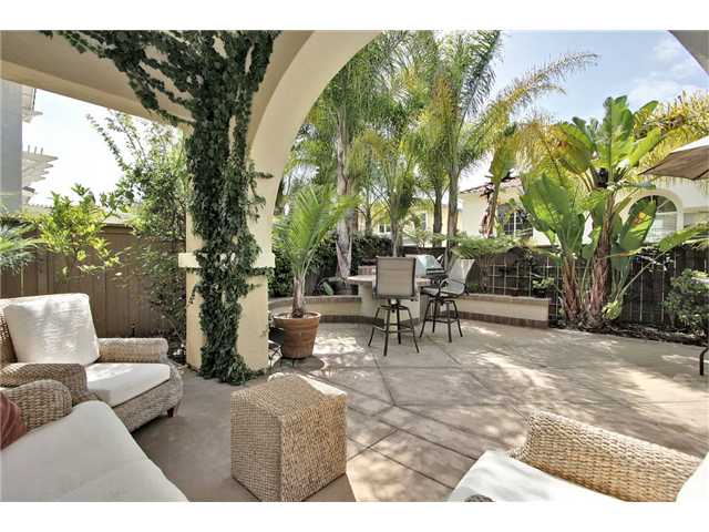 564 Paloma Ct, Encinitas, CA 92024 photo 1
