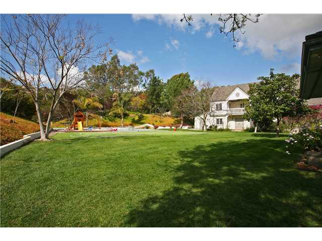 13579 Del Poniente Rd, Poway, CA 92064 photo 20