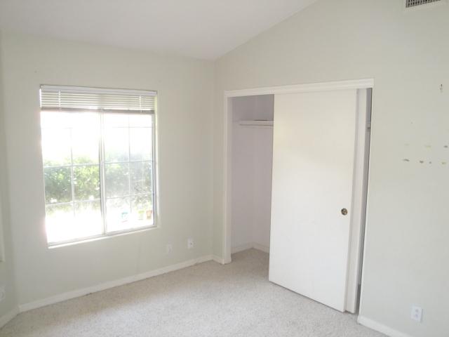 4423 San Joaquin St, Oceanside, CA 92057 photo 5