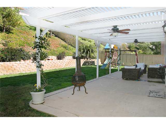 1226 Corte Zafiro, San Marcos, CA 92069 photo 18