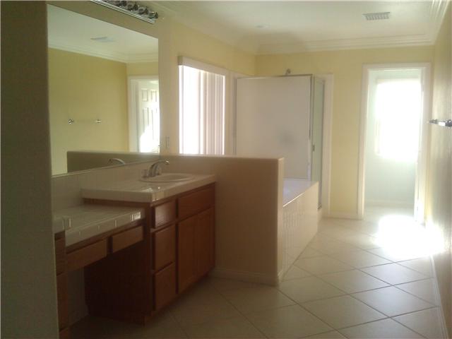 1066 Bells Dr, Oceanside, CA 92057 photo 16