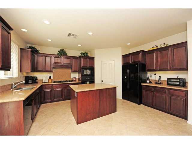 1160 Parkview Dr, Oceanside, CA 92057 photo 4