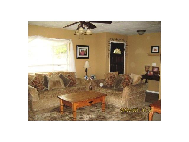 734 7th St, Ramona, CA 92065 photo 4