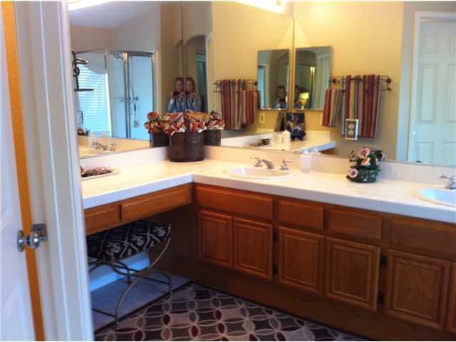 958 Tempera Ct, Oceanside, CA 92057 photo 12