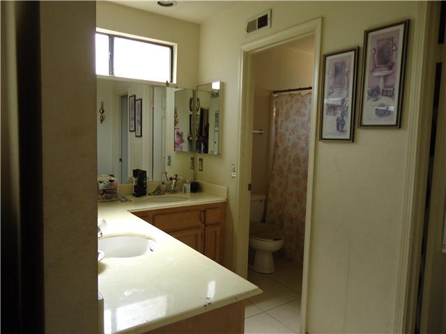 1037 Fairhill Ter, Spring Valley, CA 91977 photo 20