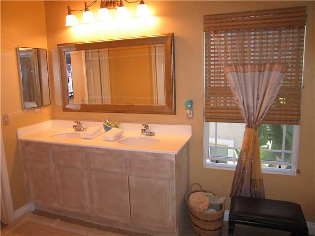 4313 Deer Valley Way, Oceanside, CA 92057 photo 12