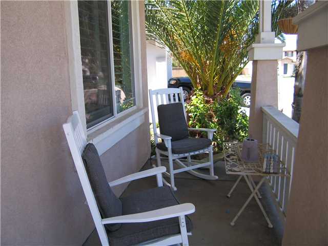 4313 Deer Valley Way, Oceanside, CA 92057 photo 2