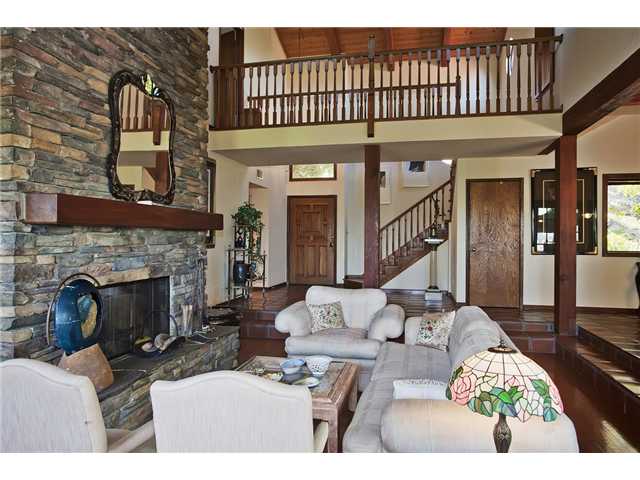 2178 Summit Dr, Escondido, CA 92025 photo 5