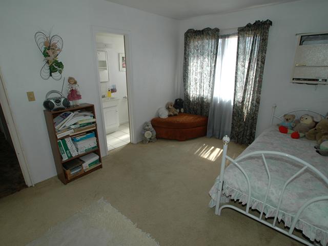 9184 Lamar St, Spring Valley, CA 91977 photo 8
