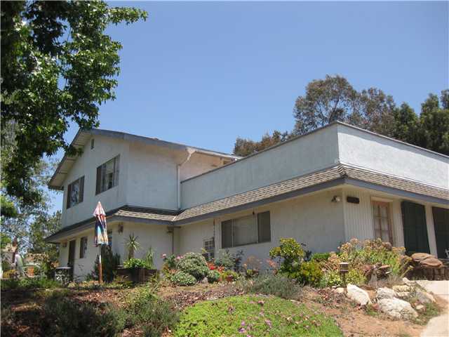 308 E Clemmens Ln, Fallbrook, CA 92028 photo 1