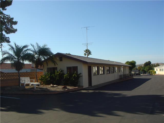 106 Pheasant Ln, Oceanside, CA 92057 photo 14