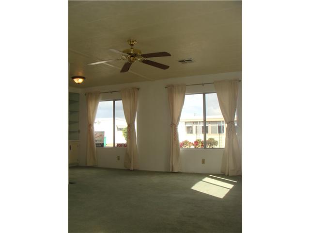 106 Pheasant Ln, Oceanside, CA 92057 photo 2