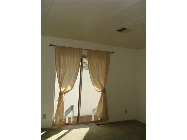 106 Pheasant Ln, Oceanside, CA 92057 photo 6