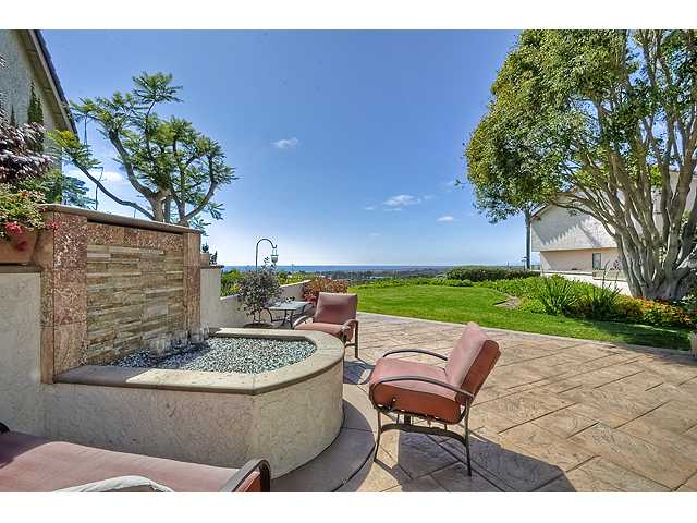 1738 Burgundy Rd, Encinitas, CA 92024 photo 3