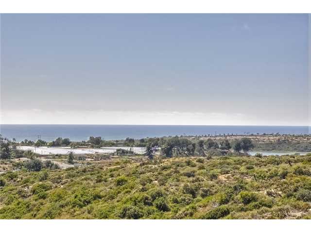 1738 Burgundy Rd, Encinitas, CA 92024 photo 1