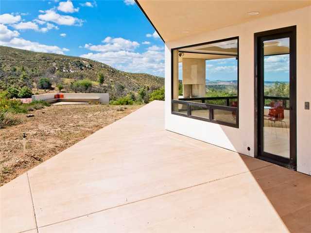 15045 Eastvale Rd, Poway, CA 92064 photo 1